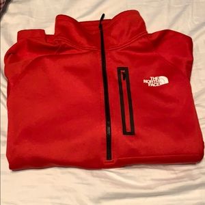 North face pull over